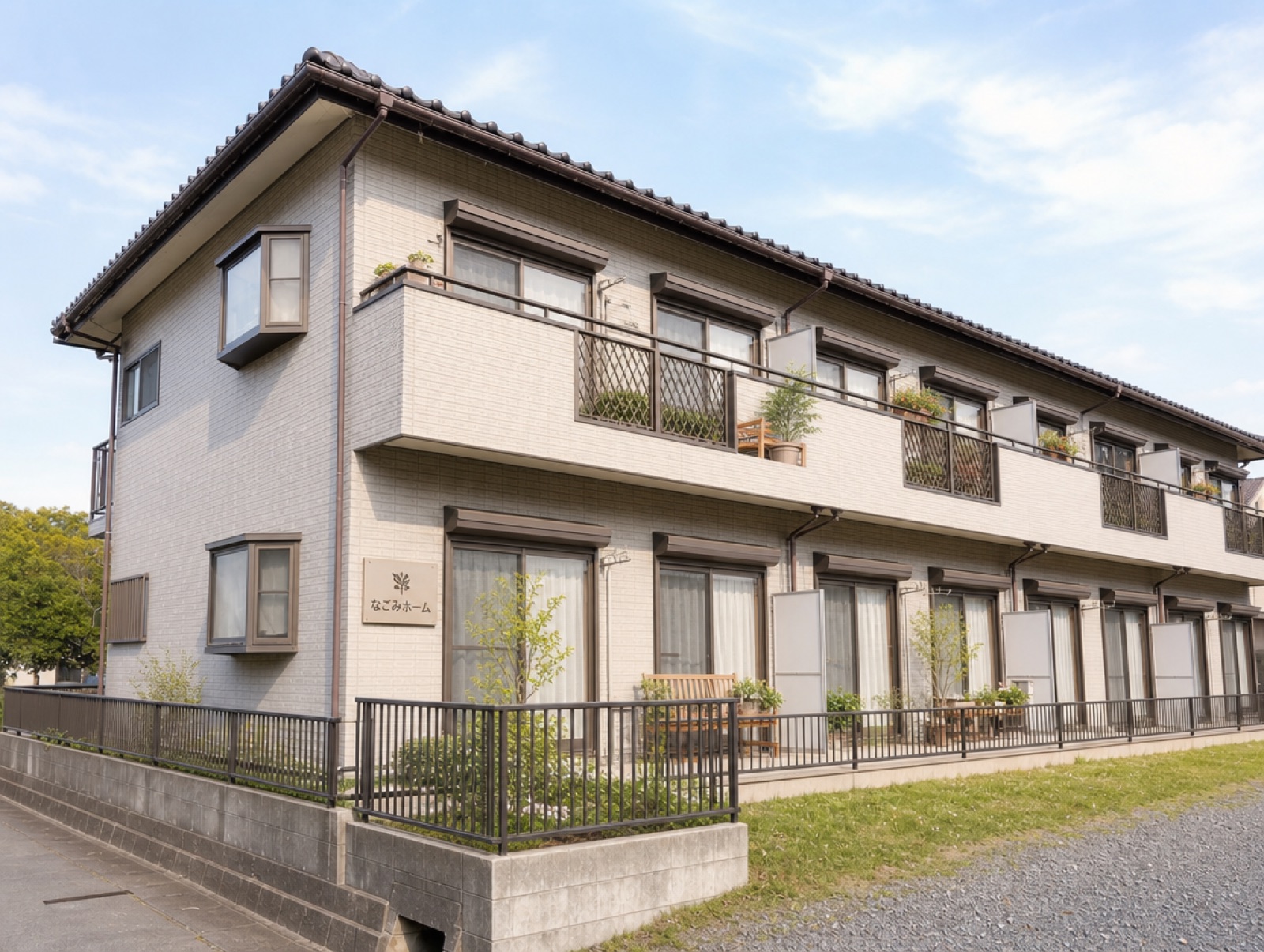 なごみホーム 西都賀の外観(庭側)
